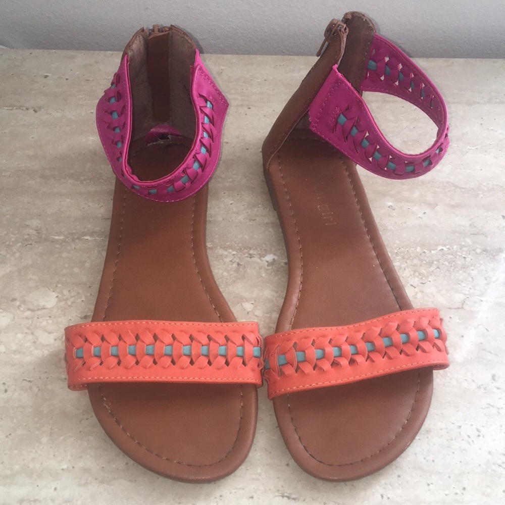 Madden Girl sandals size 4